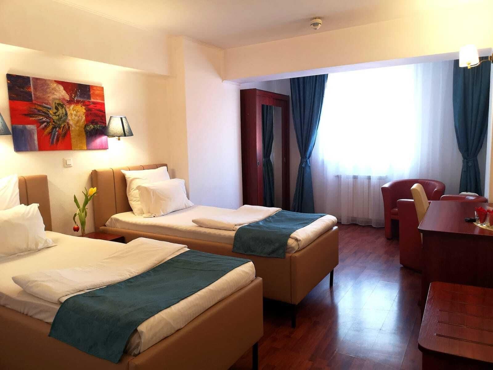 Hotel Atrium Center 4*