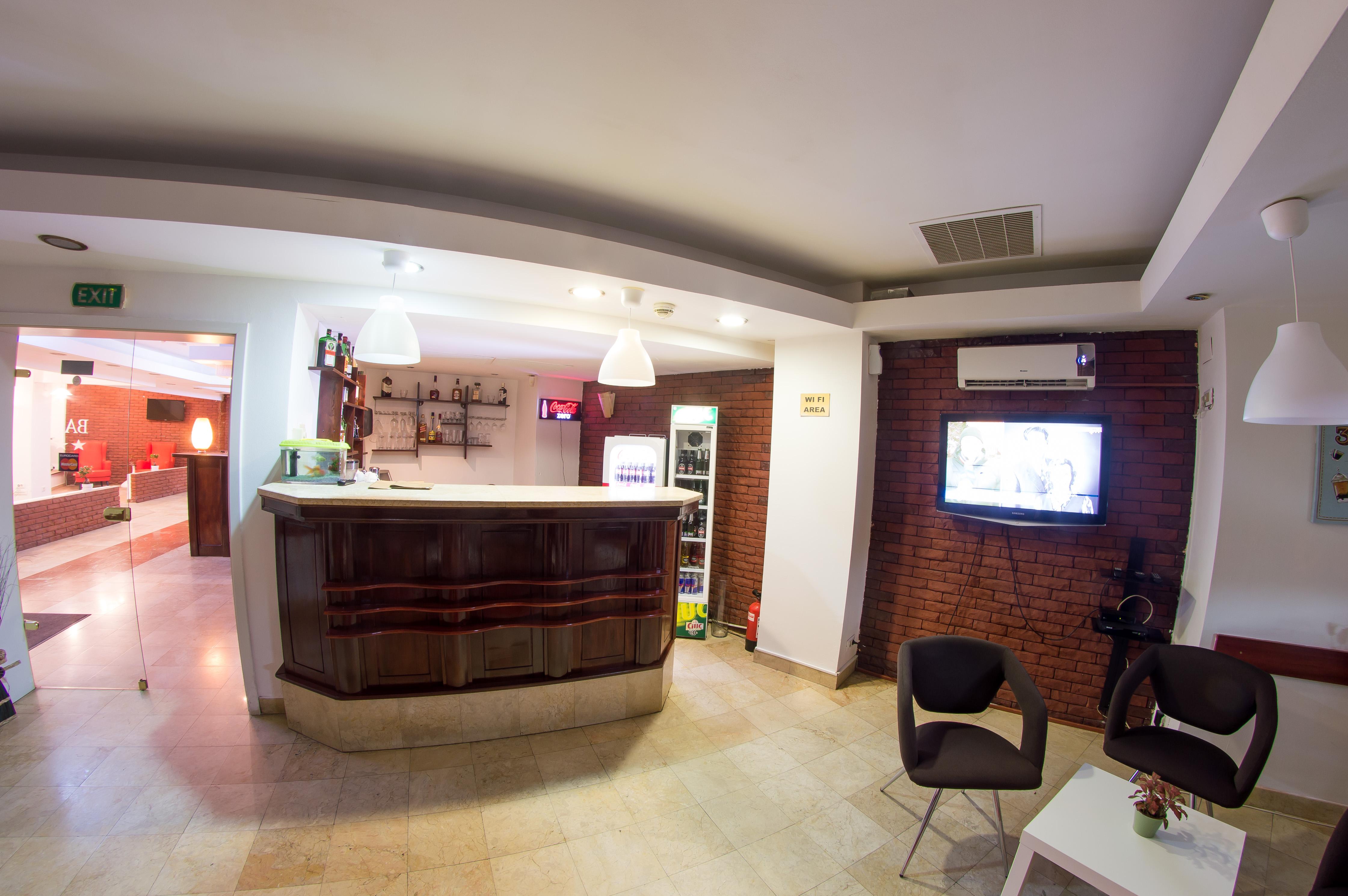 Atrium Center Hotel